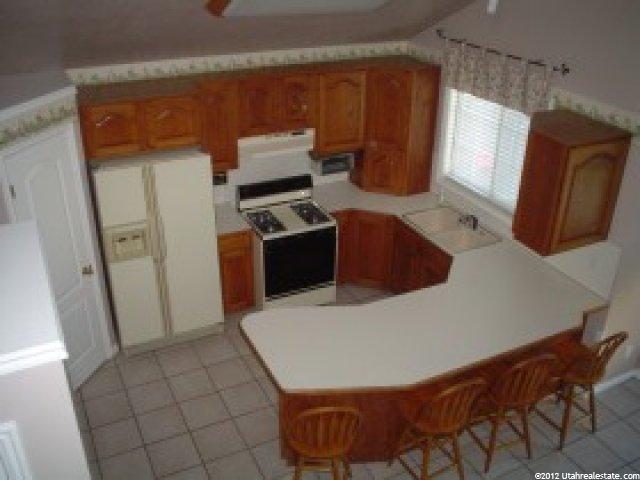 284 E 475 S, Kaysville, UT 84037 — photo 2