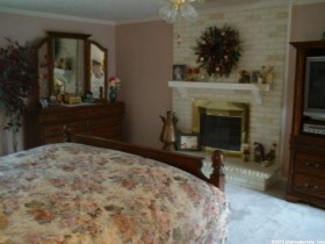 6069 S 2900 E, Uintah, UT 84403 — photo 4
