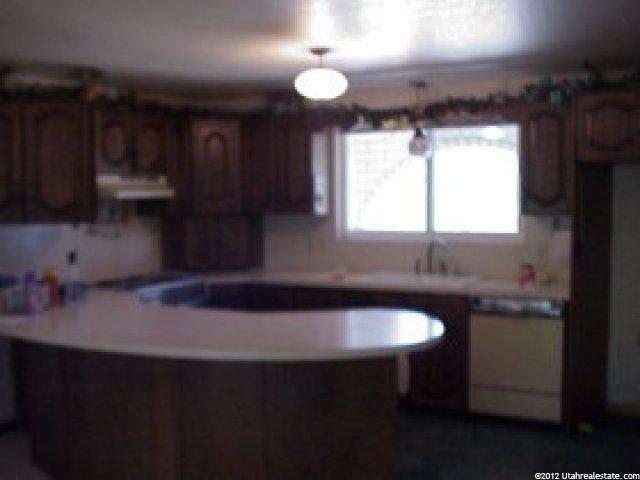 548 E 9650 S, Salem, UT 84653 — photo 3