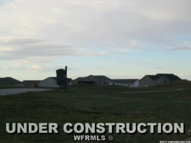 1098 S Dundee Cir, Syracuse, UT 84075 — photo 2