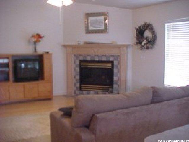 1808 S 2590 W, Syracuse, UT 84075 — photo 4