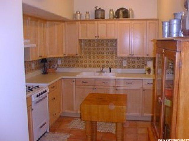 1136 Shannon Dr, Farmington, UT 84025 — photo 7