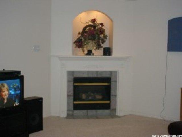 2866 W 2250 N, Clinton, UT 84015 — photo 2