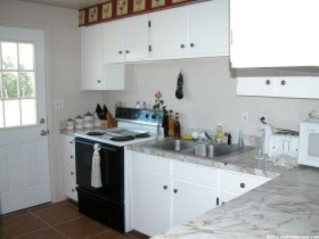 9391 E 500 S, Huntsville, UT 84317 — photo 2
