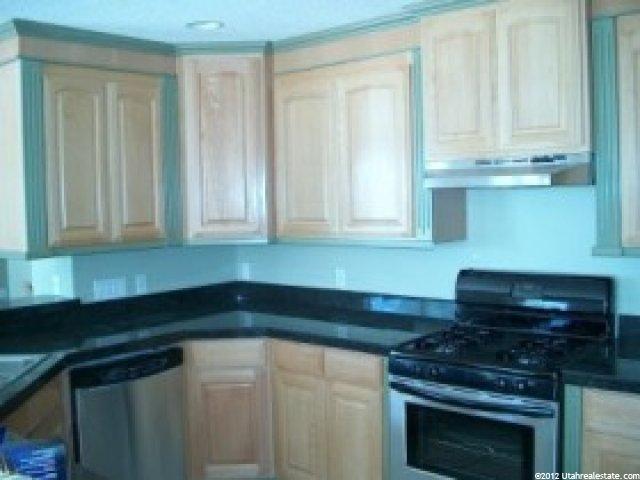 691 W 3000 N, Pleasant View, UT 84414 — photo 6