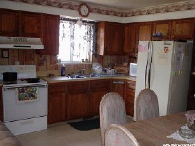 4090 W 2250 N, Corinne, UT 84307 — photo 2