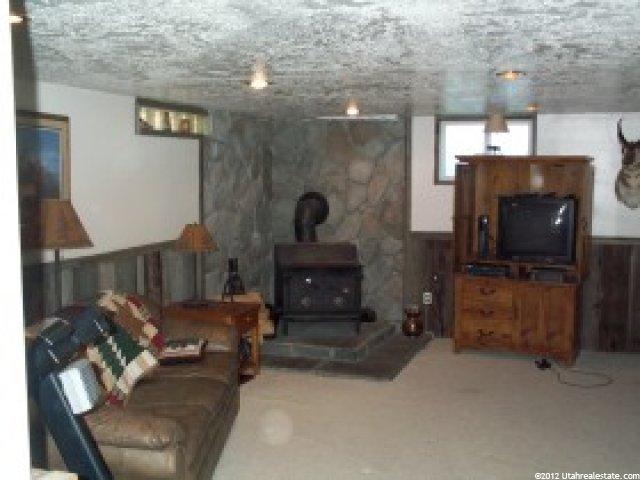 194 N 100 W, Hyde Park, UT 84318 — photo 4