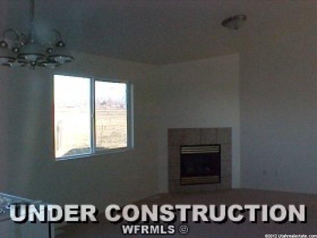 882 W 25 N, Clearfield, UT 84015 — photo 2