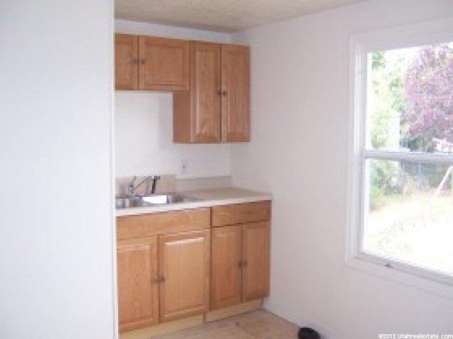 345 Liberty St, Layton, UT 84041 — photo 2