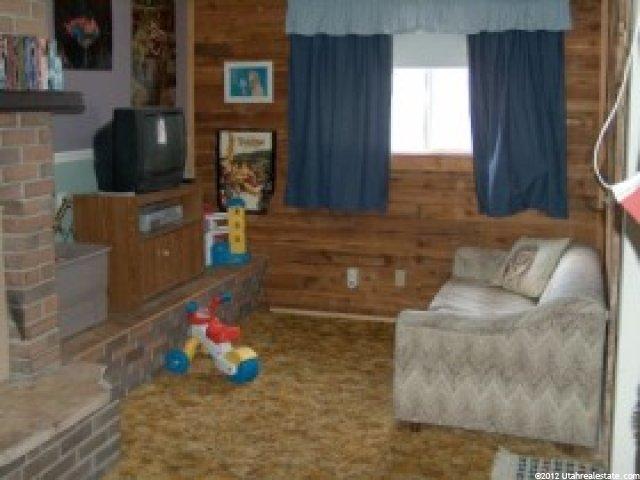 807 N 450 W, Sunset, UT 84015 — photo 3