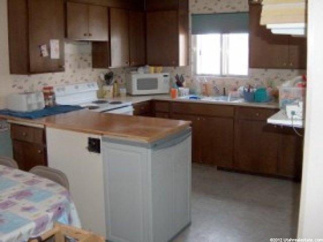 807 N 450 W, Sunset, UT 84015 — photo 6