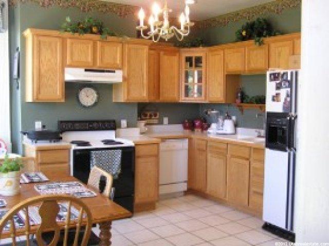 195 E 200 S, Nephi, UT 84648 — photo 2