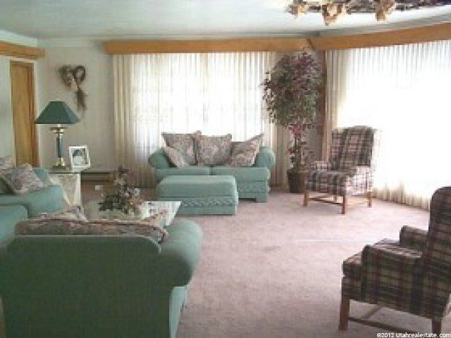 71 E Center St, Smithfield, UT 84335 — photo 6