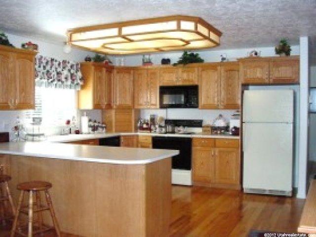 1748 N 2675 E, Layton, UT 84040 — photo 4