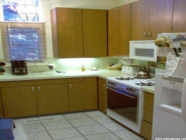 725 Oakmont Ln, Fruit Heights, UT 84037 — photo 3