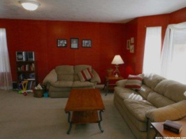 1343 Glenbarr Dr, Springville, UT 84663 — photo 2