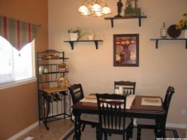 737 W 2050 N, Clinton, UT 84015 — photo 2