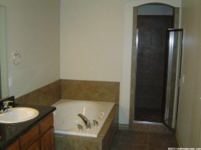 291 E Twin Bridges Ln, Midvale, UT 84047 — photo 5