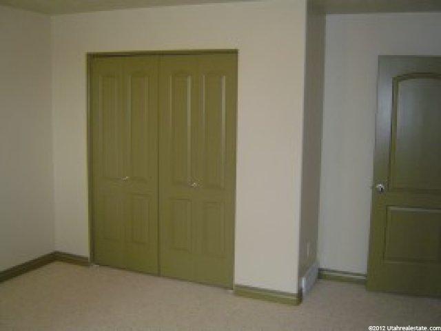 291 E Twin Bridges Ln, Midvale, UT 84047 — photo 7
