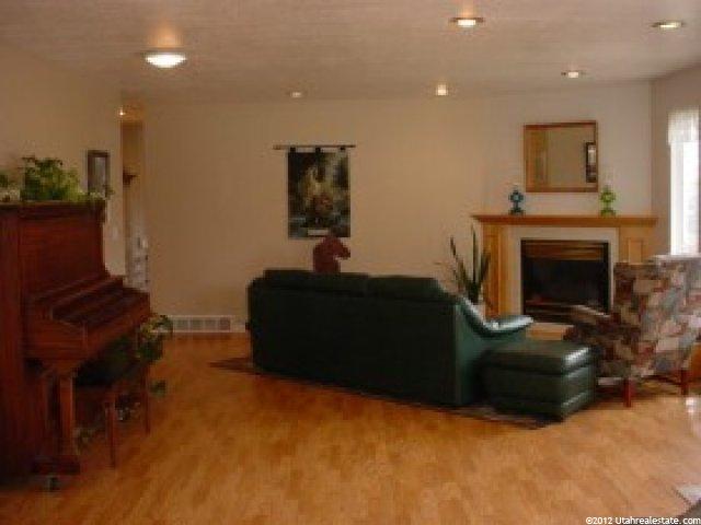 3785 N 1500 W, Pleasant View, UT 84414 — photo 2