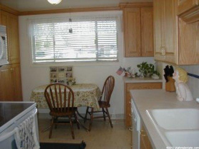 377 E 8260 S, Sandy, UT 84070 — photo 8