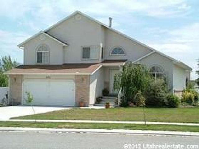 4751 SUMMIT VALLEY DR, West Jordan UT 84088