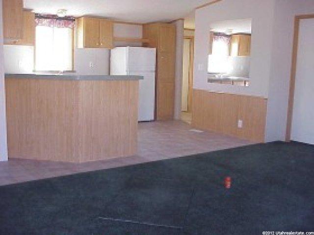 851 W Doxey St, Ogden, UT 84401 — photo 2