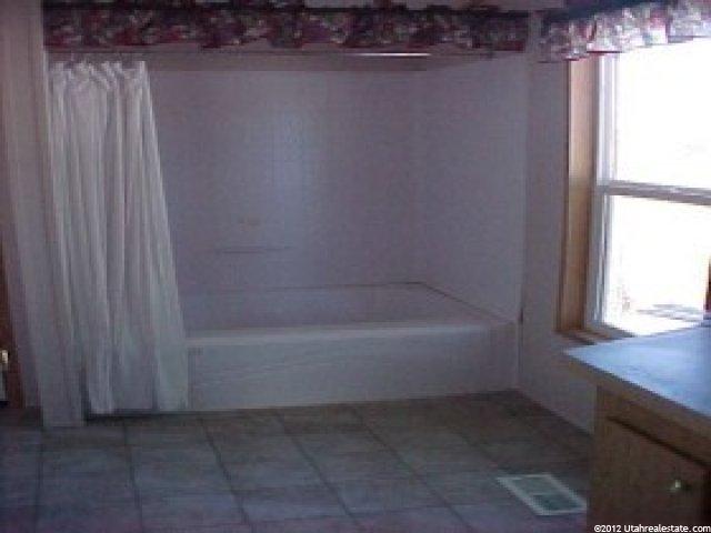 863 W 25th St, Ogden, UT 84401 — photo 4