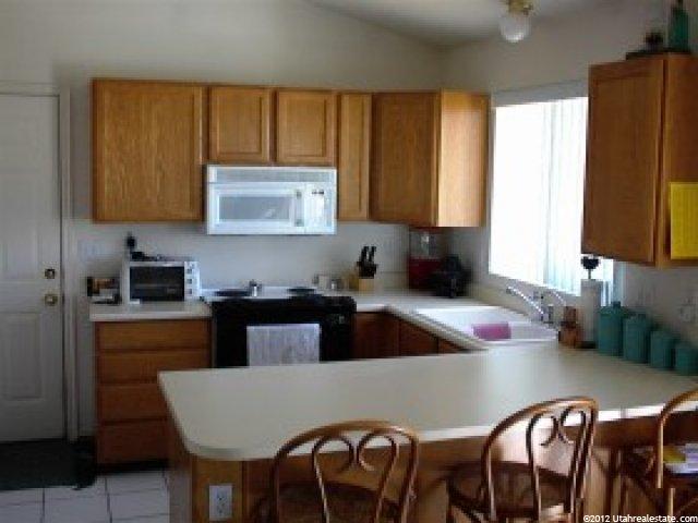 3217 Bryson Cir, Riverton, UT 84065 — photo 2