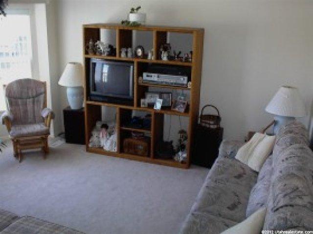 3217 Bryson Cir, Riverton, UT 84065 — photo 4