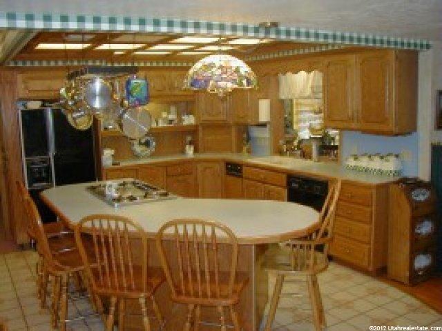 1058 E Birchbrook Cir, Midvale, UT 84047 — photo 3