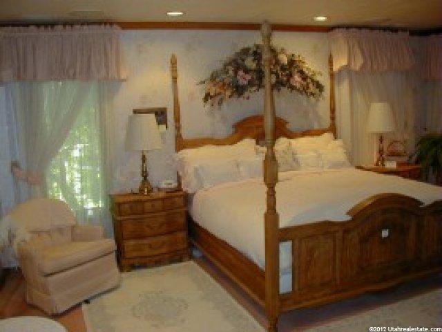 1058 E Birchbrook Cir, Midvale, UT 84047 — photo 4