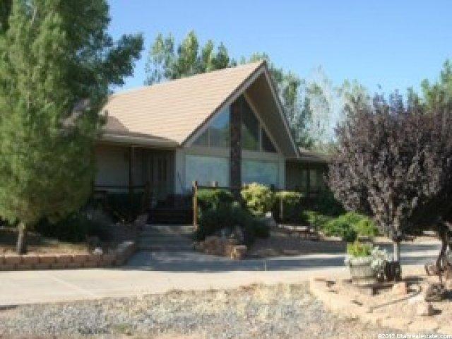 116 E Berrie Ln, Veyo, UT 84782 — photo 2