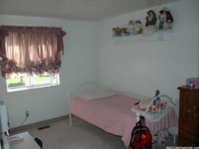 5752 S 3750 W, Roy, UT 84067 — photo 7