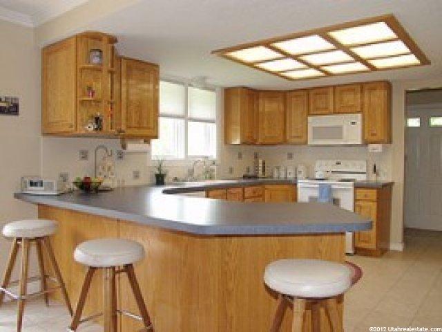 136 Paracle Cir, Farmington, UT 84025 — photo 4