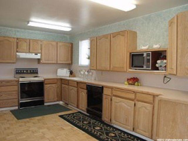 9206 Quail Run Dr, Sandy, UT 84093 — photo 5