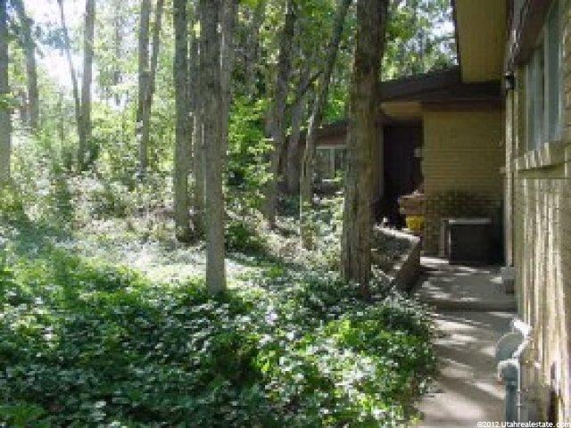 1320 E Country Hills Dr, Ogden, UT 84403 — photo 2