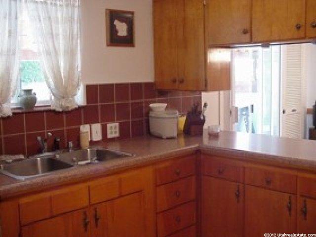 4870 S 2350 W, Roy, UT 84067 — photo 4