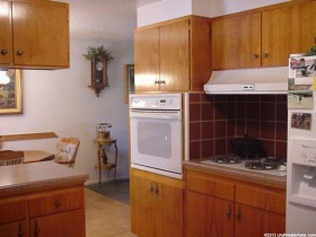 4870 S 2350 W, Roy, UT 84067 — photo 5