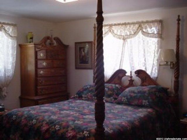 4870 S 2350 W, Roy, UT 84067 — photo 6