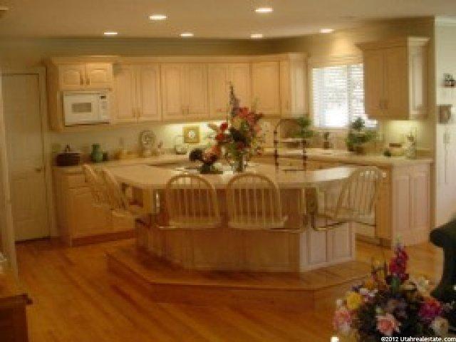722 N 700 E, Centerville, UT 84014 — photo 2