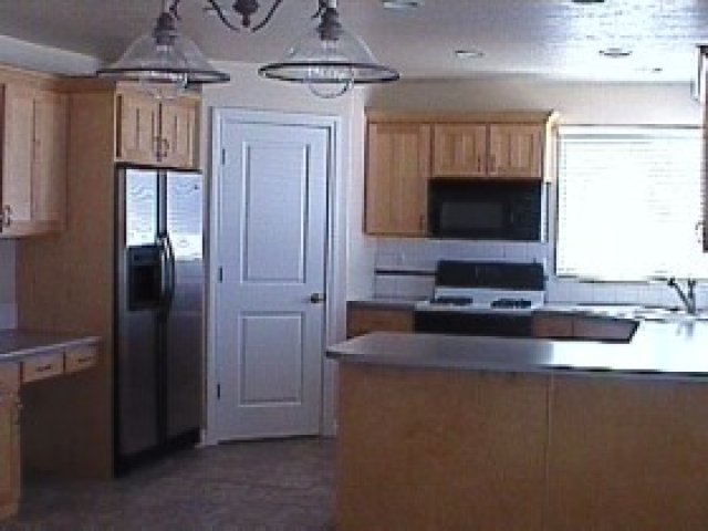 3882 Turnberry Dr, Syracuse, UT 84075 — photo 4