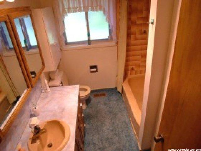 563 E 3000 N, North Ogden, UT 84414 — photo 8