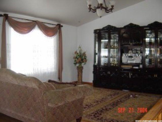 7204 Mountain Hill Dr, West Jordan, UT 84084 — photo 3