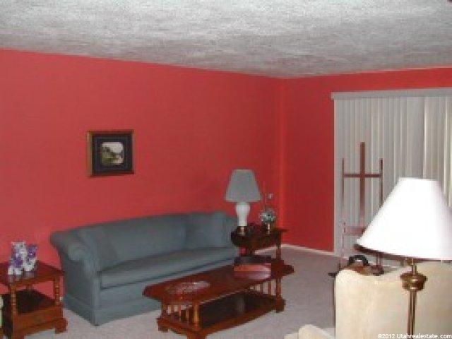 611 Brookshire Dr, Riverdale, UT 84405 — photo 3