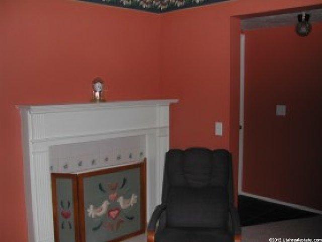 611 Brookshire Dr, Riverdale, UT 84405 — photo 4
