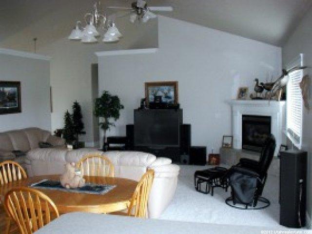 3219 N Pelican Dr, Farr West, UT 84404 — photo 4
