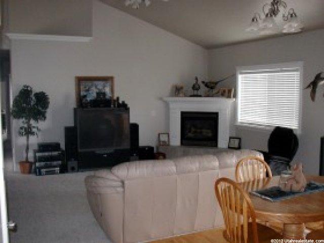 3219 N Pelican Dr, Farr West, UT 84404 — photo 6