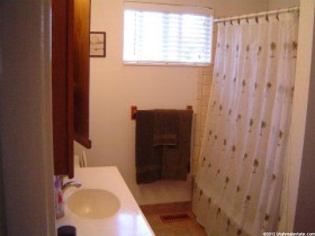 7585 S 1000 E, Midvale, UT 84047 — photo 5