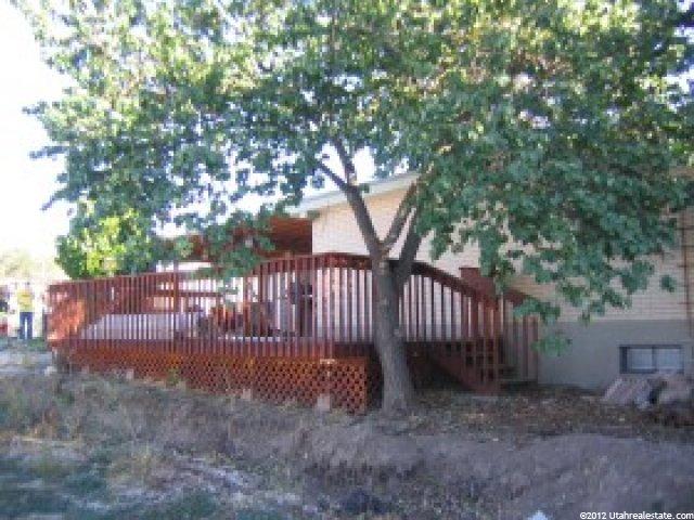 259 E Skyline Dr, Tooele, UT 84074 — photo 2